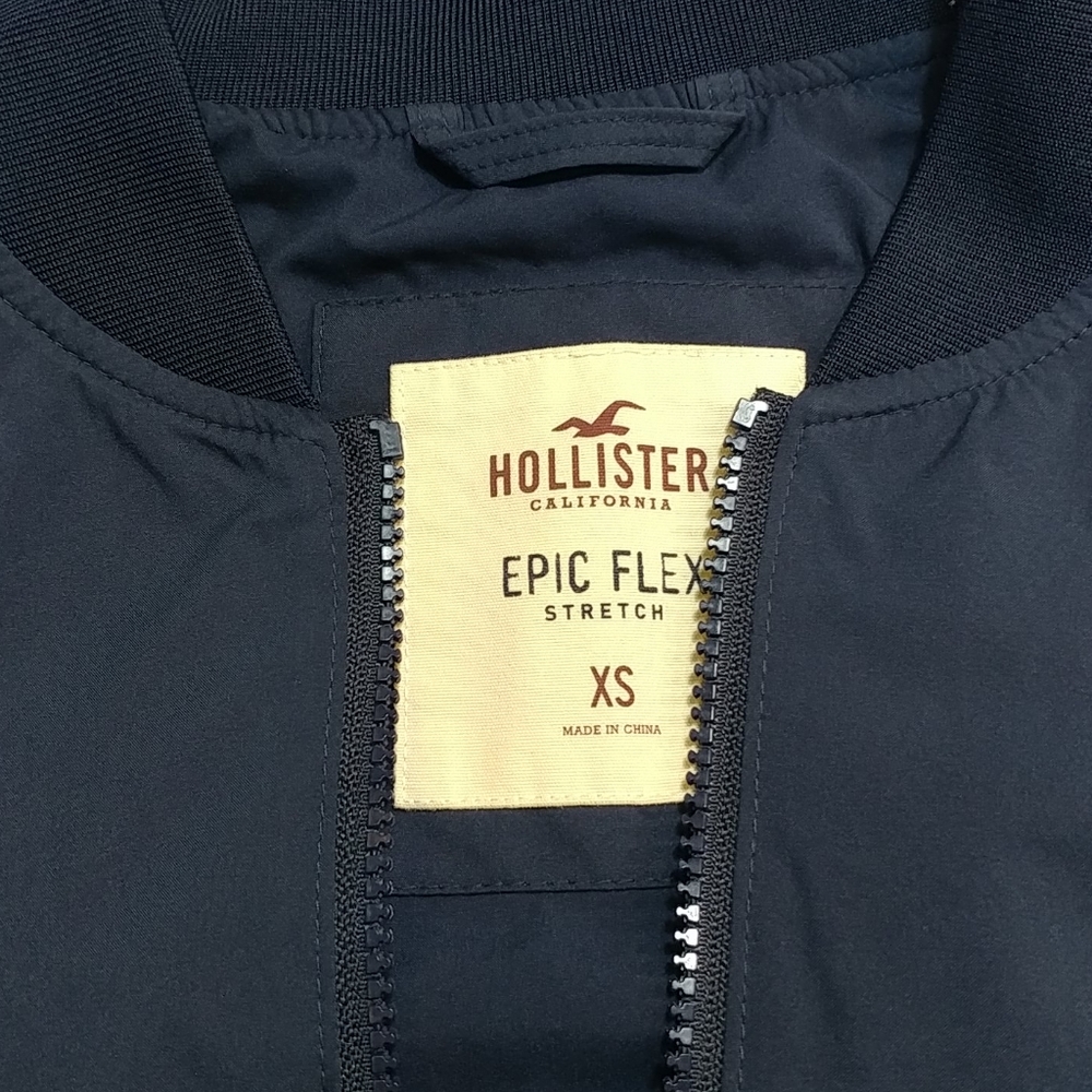 Hollister windbreaker